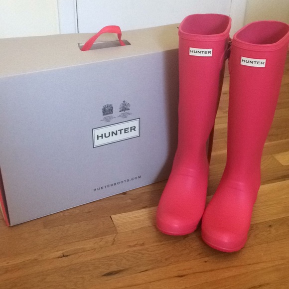 Hunter Shoes - HUNTER Tall, Matte Mosse Pink Rainboots BRAND NEW!